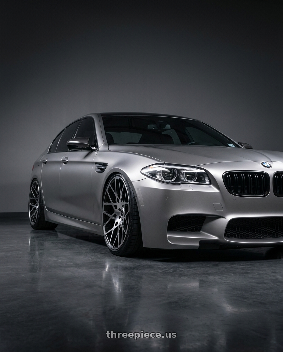 2015 BMW 550i xDrive with Strada Buca 5x120 22x9.5 +25 Gloss Black Machined wheels