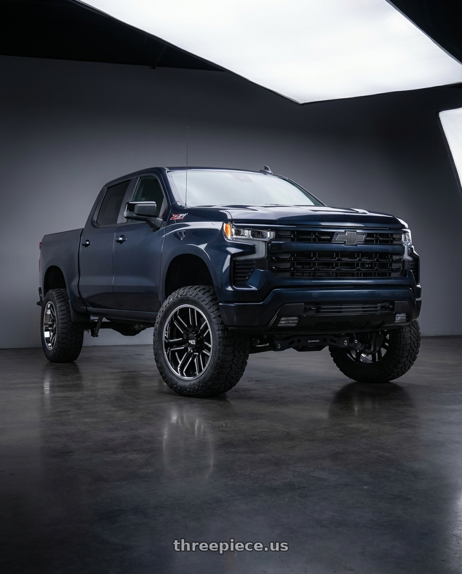 2023 Chevrolet Silverado 1500 with Moto Metal MO202 6X139.7 22X10 -18 GLOSS BLACK MACHINED CENTER CHROME LIP wheels