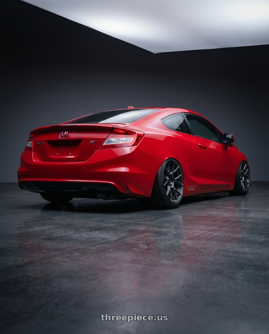 2015 Honda Civic Si with Konig Ampliform 5x114.3 18x10+20 Dark Metallic Graphite wheels rear three quarter view slight stretch tires