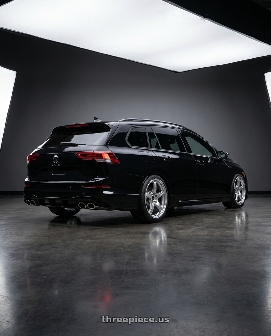 2023 年款、Volkswagen、GOLF8R VARIANT、BLACK with Gram Lights 57CR 5x114.3 18x9.5+38 Grace Silver wheels rear three quarter view square tires