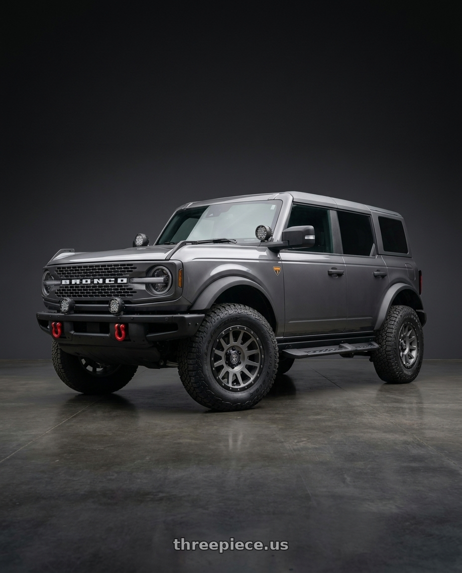 2023 Ford Bronco Badlands with Icon Alloys COMPRESSION 6x139.7 17X8.5+25 TITANIUM wheels