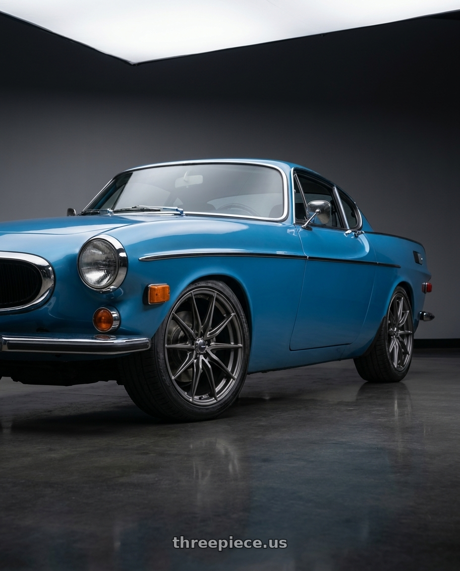 1972 Volvo 1800E with Enkei DRACO 5x108 18x8.0+40 Anthracite wheels