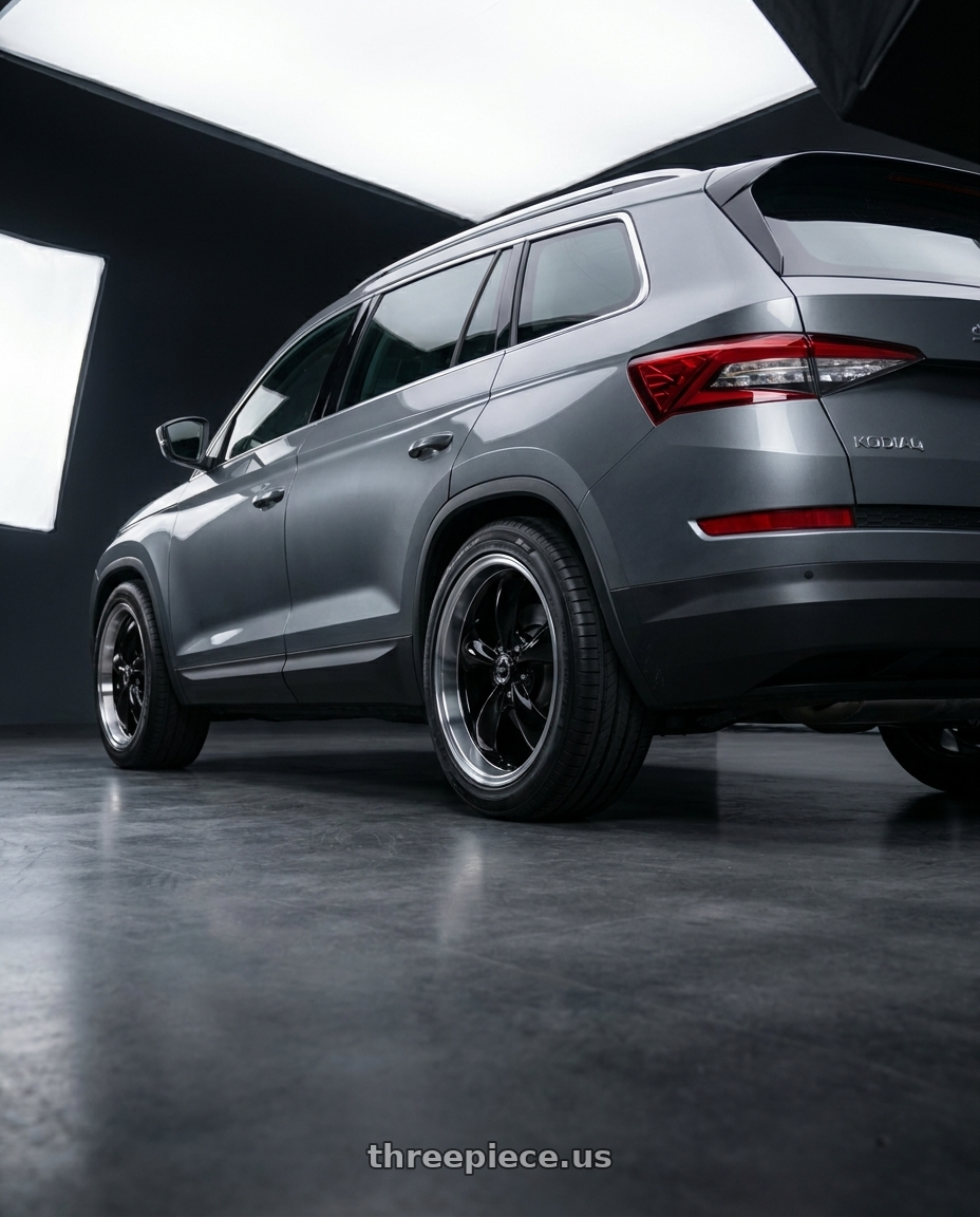 2025 Skoda Kodiaq with American Racing AR105 TORQ THRUST M 5X120 18X9 +34 GLOSS BLACK W/ MACHINED LIP wheels rear three quarter view square tires