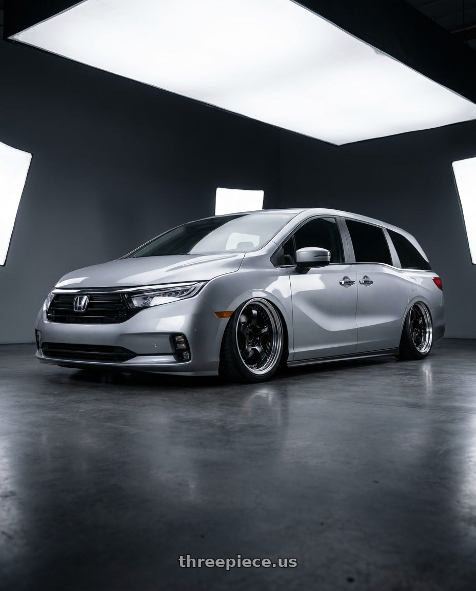 2024 Honda Odyssey with SSR Professor SP1 5x120 20X8.5+43 SL Disk Black wheels