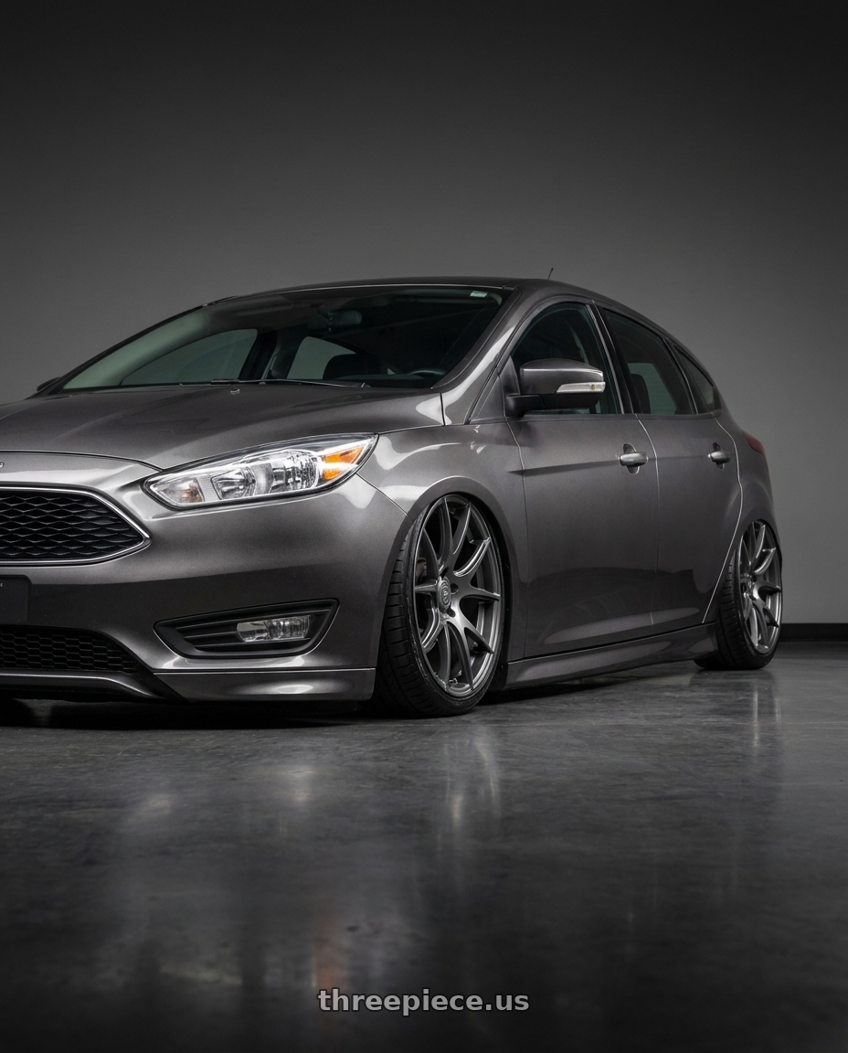 2017 Ford Focus Mk35 with Forgestar CF5V 6x114.3 19x11 +43 Gloss Anthracite wheels