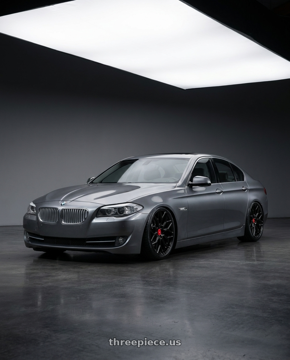 2016 BMW 5 Series F10 with Vossen HF-2 20x9 / 5x120 / ET35 / Flat Face / 66.9 - Gloss Black Wheel - HF2-0B03 wheels