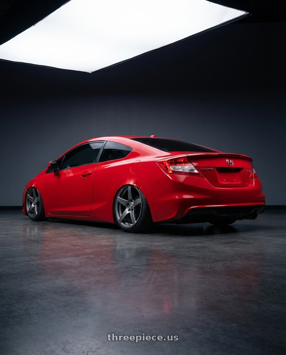 2015 Honda Civic Si with Forgestar CF5 5x114.3 18x9 +35 Gloss Anthracite wheels rear three quarter view slight stretch tires