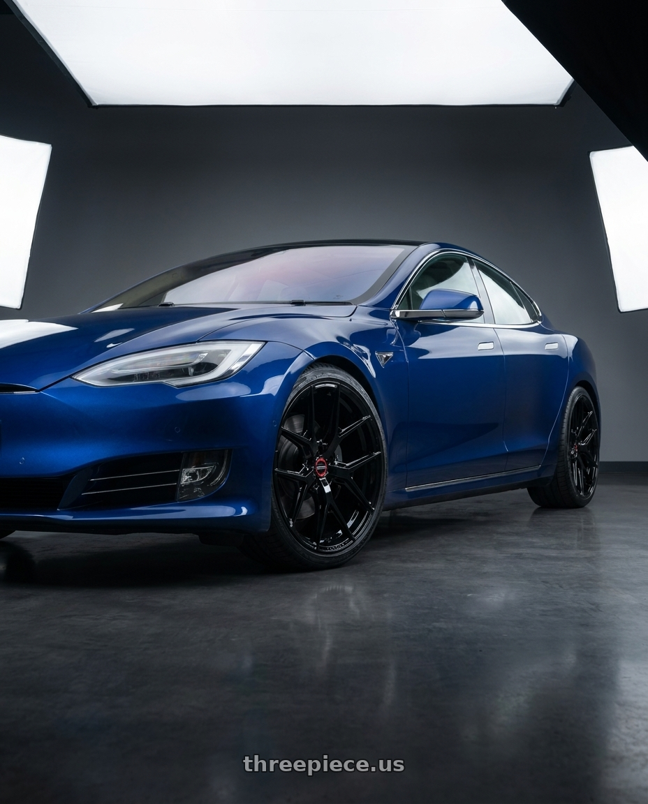 2019 Tesla model S with VOSSEN HF-5 5X120 21x12 +52 GLOSS BLACK wheels