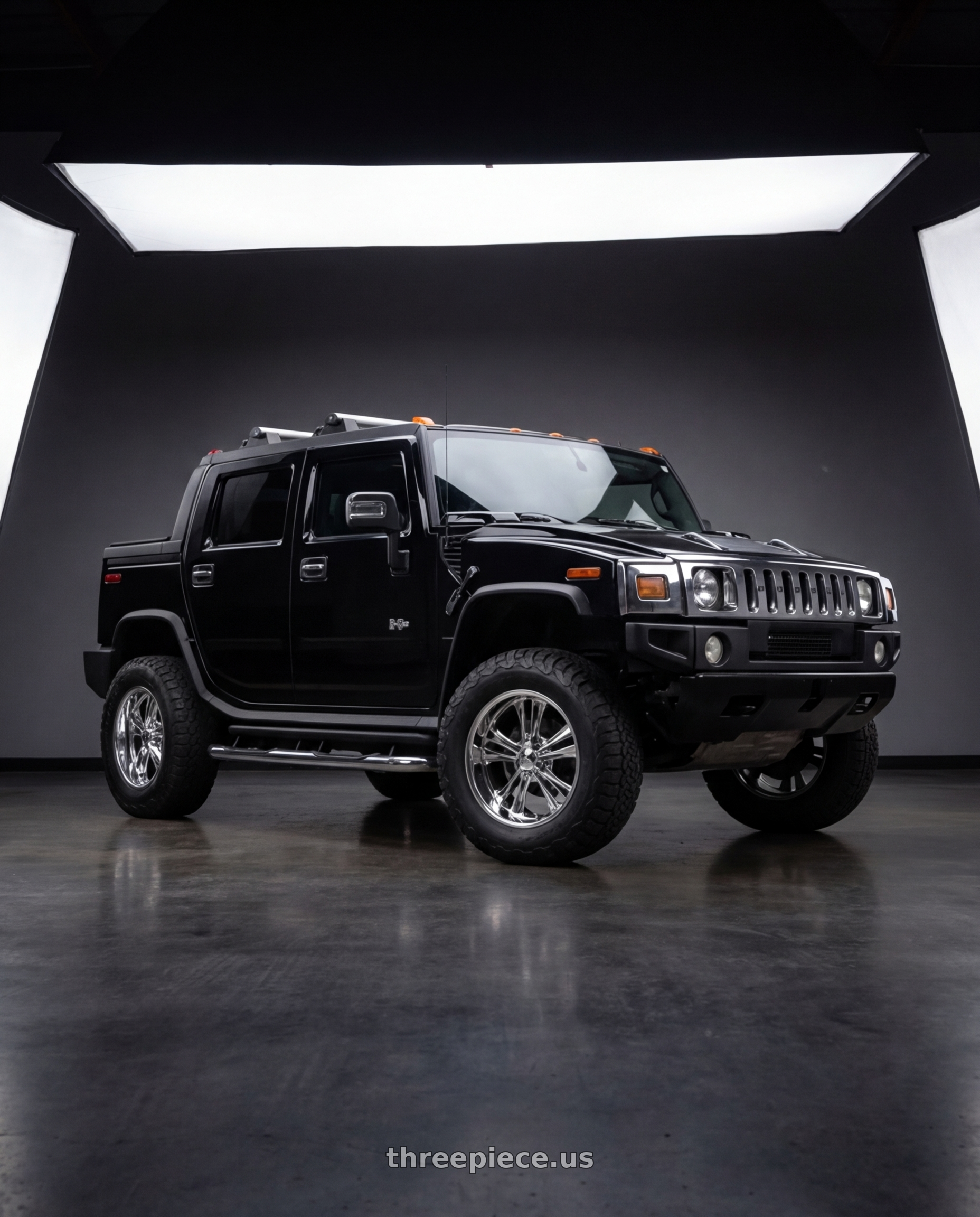 2008 Hummer H2 SUT with Foose 1PC F097 KNUCKLE 5X120.65 18X9.5 +1 CHROME PLATED wheels