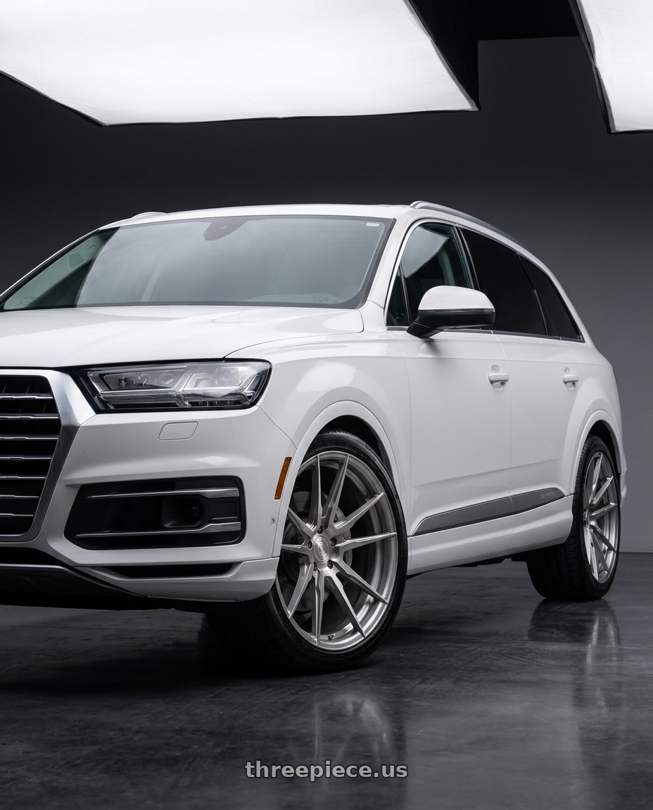 2019 audi q7 with Rohana RFX2 5x114.3 22x10.5+42 Brushed Titanium wheels