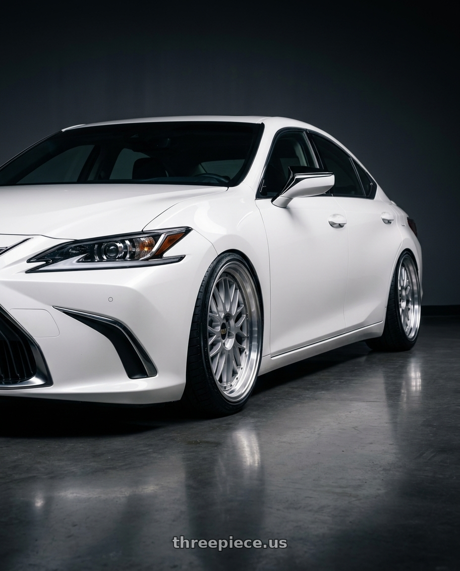 2022 es 350 with BBS LM 5x130 18x11.0+56 Diamond Silver wheels