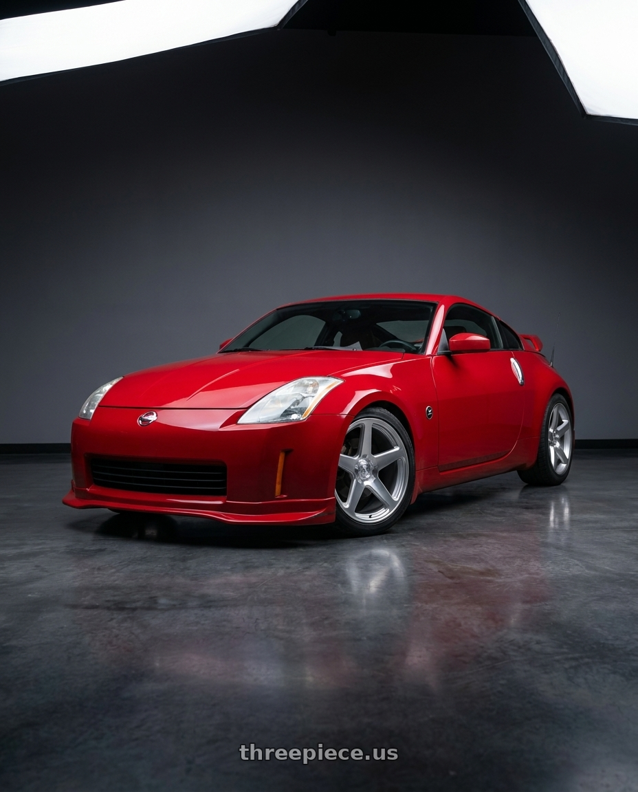 2003 Nissan 350z with DOLCE PERFORMANCE STELLA 5x114.3 18x8.5 +35 Gloss Silver wheels