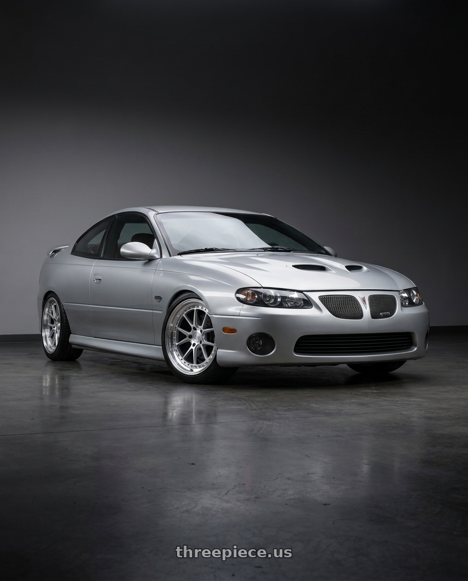 2006 Pontiac GTO with Aodhan DS08 5x120 19x9.5+35 Silver w/Machined Face wheels