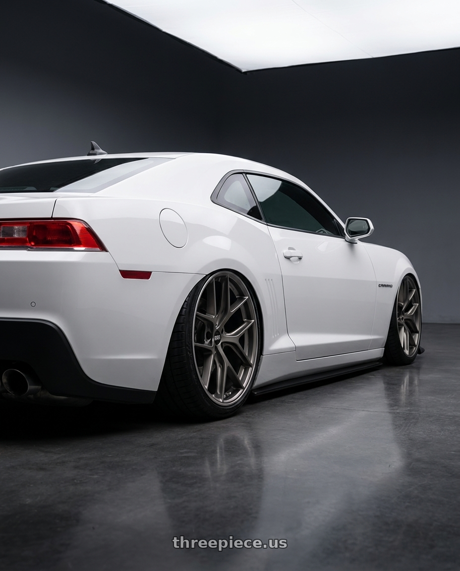 2014 Chevrolet Camaro 5th Gen with BBS CC-R 5x120 20x9.0+25 Satin Platinum wheels rear three quarter view slight stretch tires