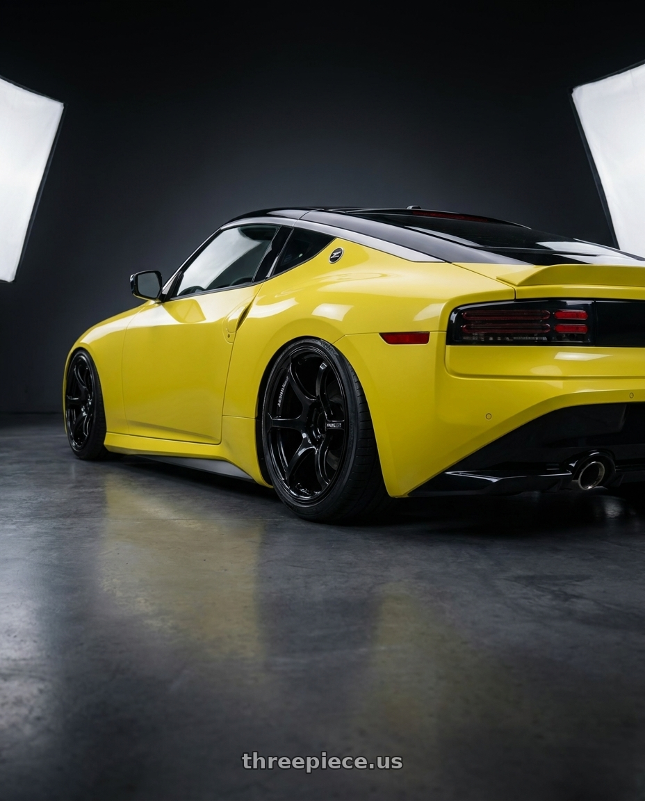 2024 Nissan Z with Advan RGIII 5x114.3 19x10.5+15 Gloss Black wheels rear three quarter view slight stretch tires