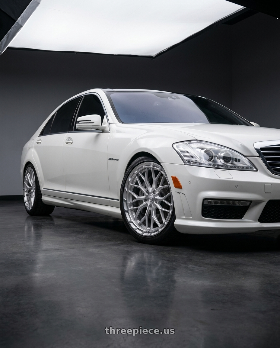 2009 Mercedes s63 with DOLCE PERFORMANCE MAGARI 5x112 20x10.5 +40 Gloss Silver wheels