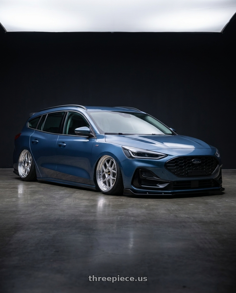 2023 focus wagon mk4.5 星燄藍 with BBS LM 5x114.3 18x8.0+40 Diamond Silver wheels