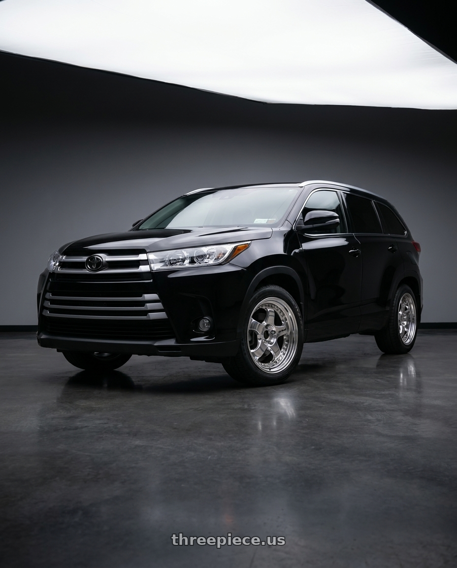 2018 toyota highlander XLE AWD with Work Meister S1 3P wheels