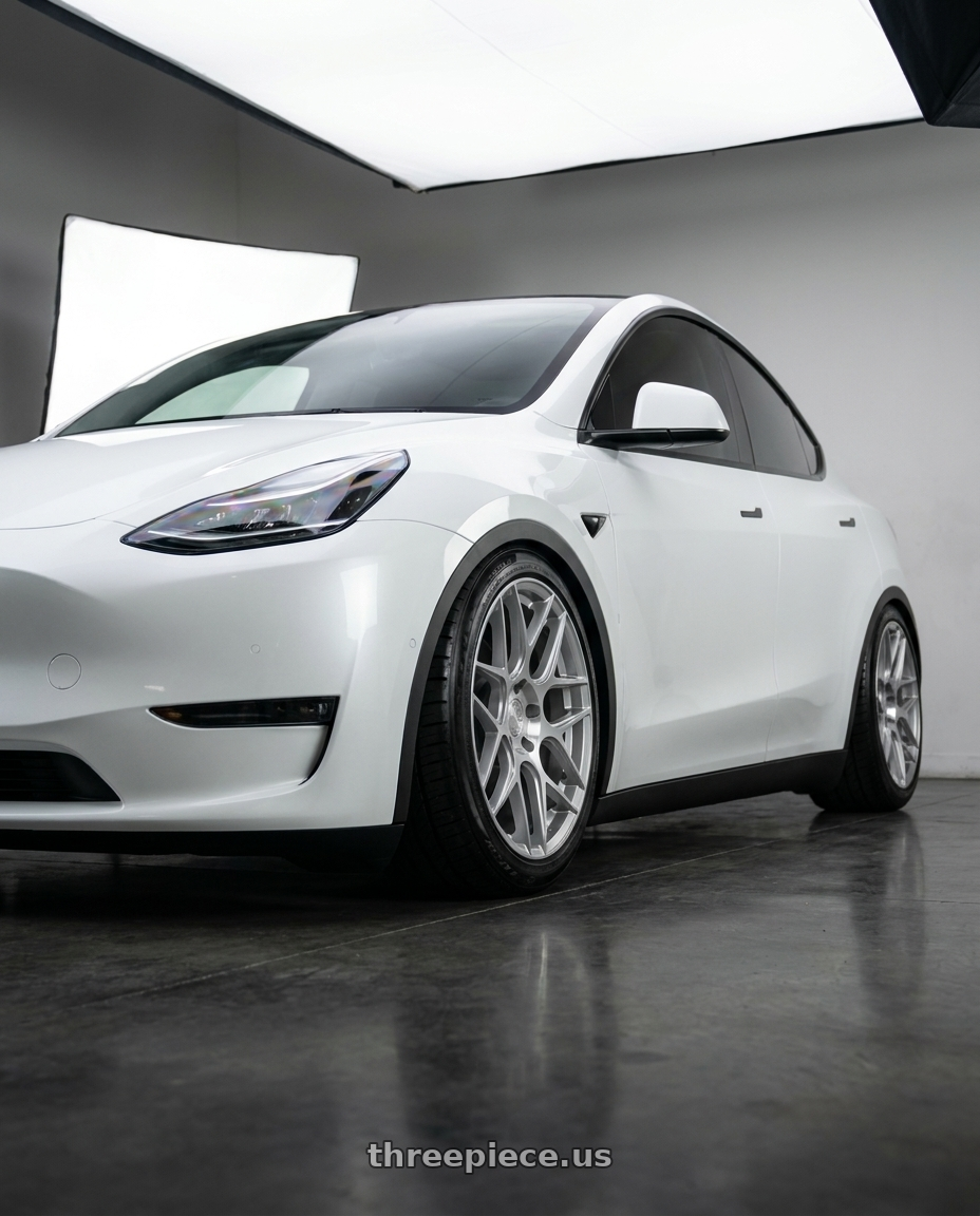 2023 Tesla y with Aodhan AFF2 5x114.3 19x8.5+35 Gloss Silver Machined Face wheels