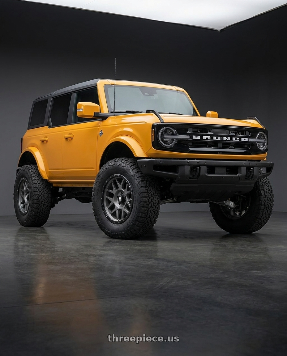 2024 Ford Bronco with XD XD127 BULLY 6X139.7 20X9 +18 MATTE GRAY BLACK RING wheels