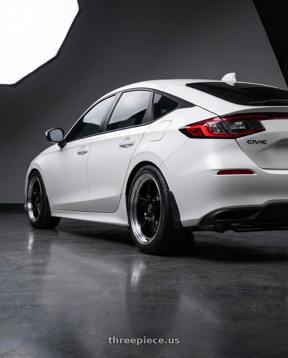 2024 Honda Civic with Forgestar D5 Drag 5x114.3 18x10 +22 Gloss Black Machined wheels rear three quarter view square tires