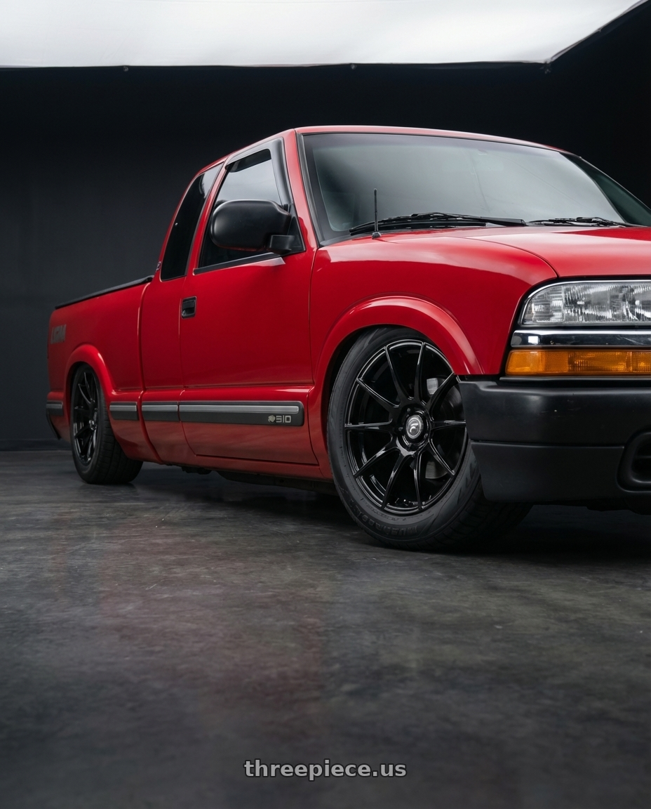 1998 Chevrolet S10 with Forgestar CF10 5x120.65 20x12 +50 Gloss Black wheels