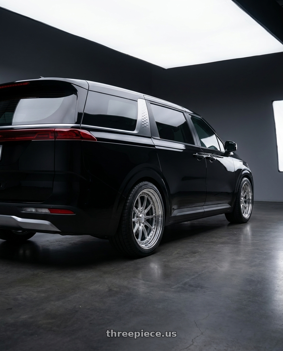 2024 Kia carnival  with CCW CZ10 5x114.3 22x9 +45 Polished wheels rear three quarter view square tires