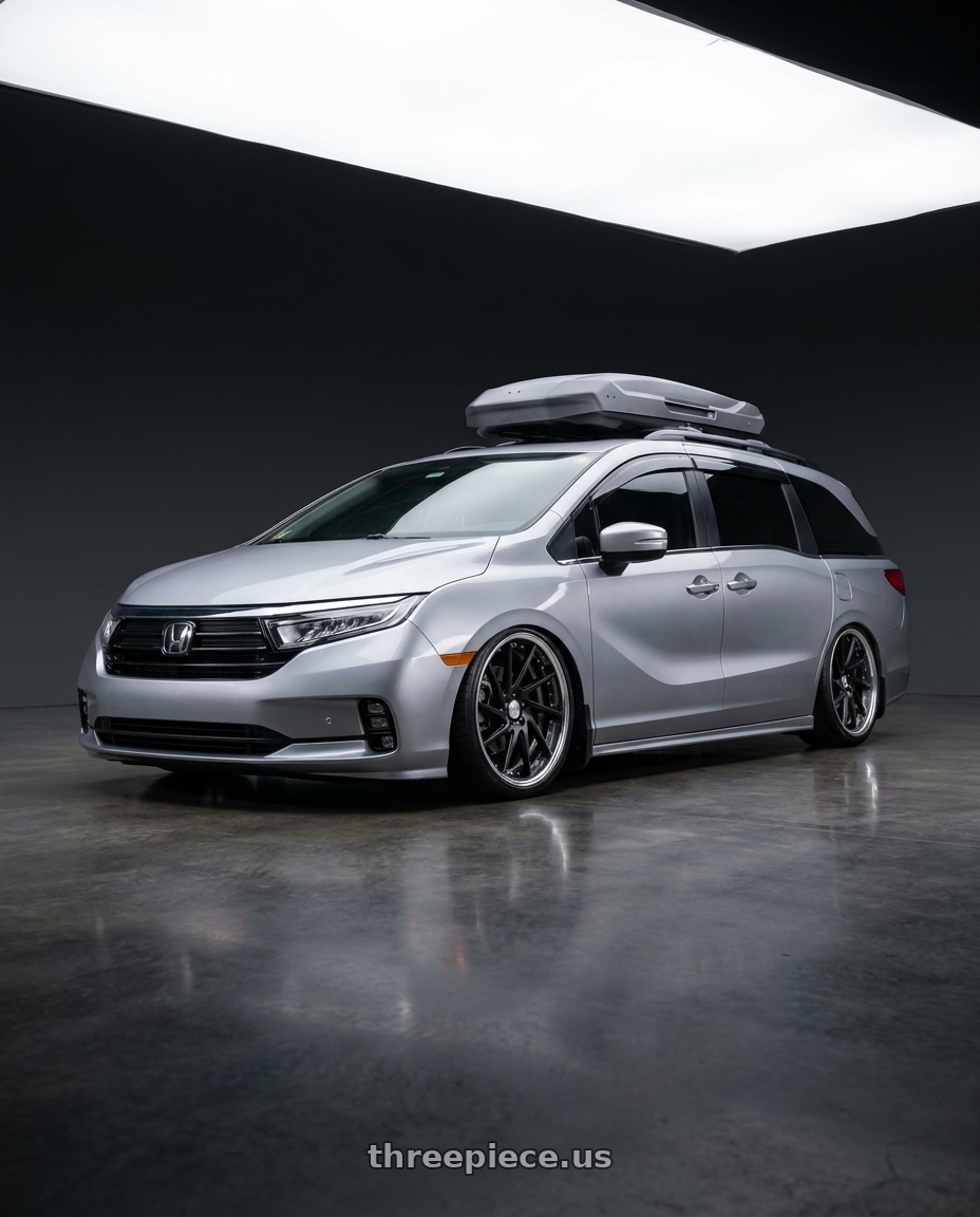 2024 Honda Odyssey with Work Gnosis Cvs 5x120 21x8.5+45 O Disk Matte Black wheels