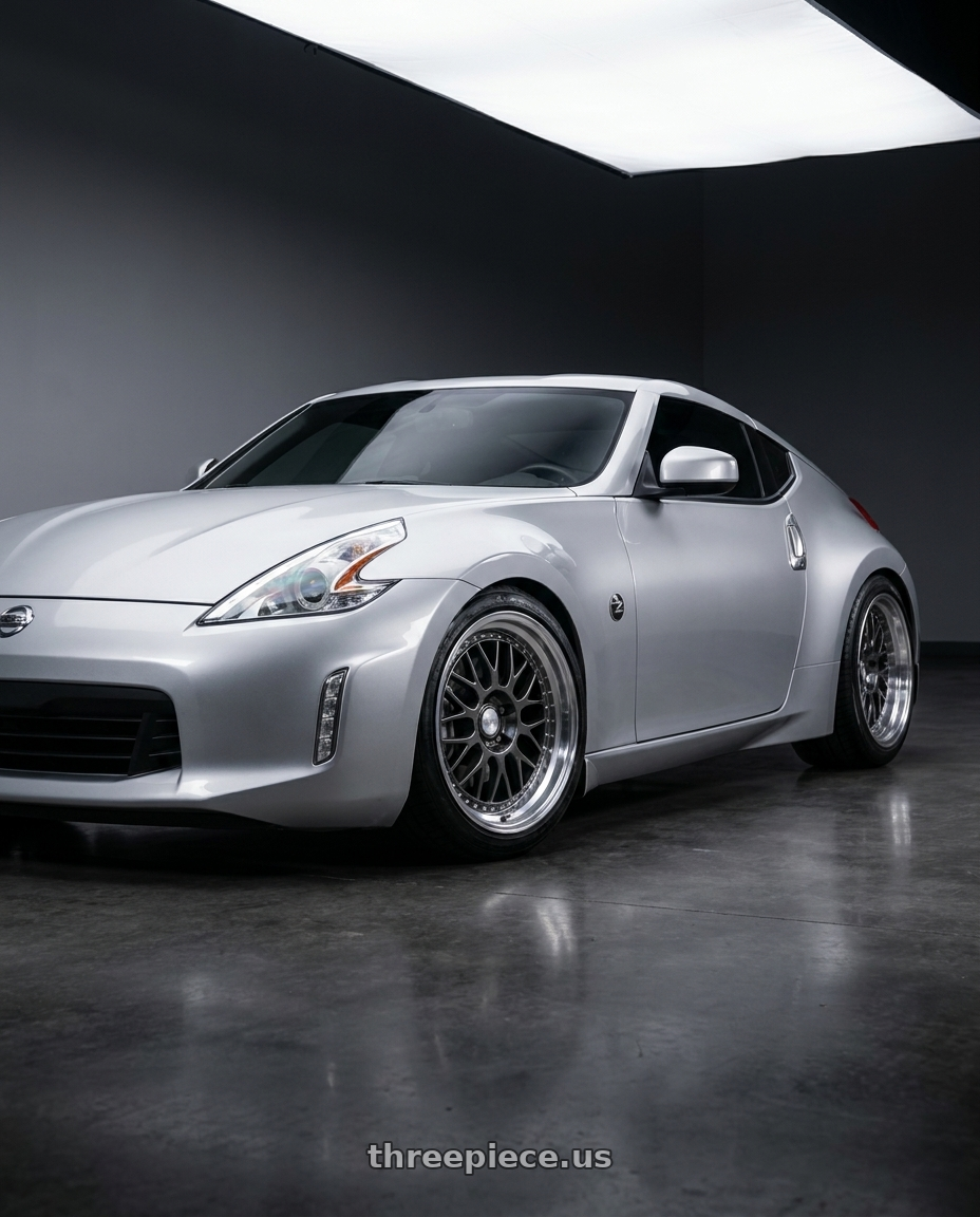 2018 Nissan 370z base with with ESR Wheels SR SERIES SR01 5x114.3 18x8.5 +30 Gunmetal wheels