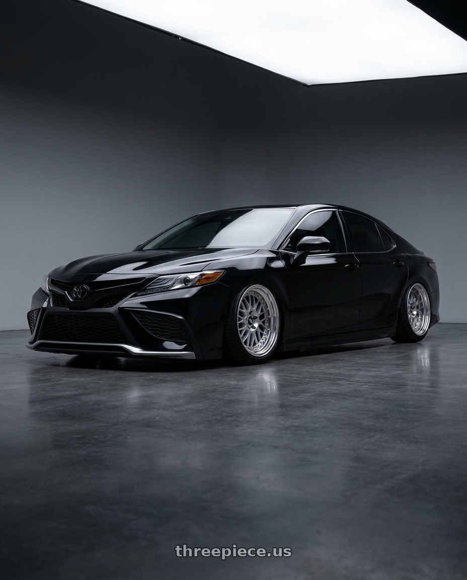2023 toyota camry xse with Work Meister M1 3p 5x108 18x9.5-34 R Disk Silver wheels