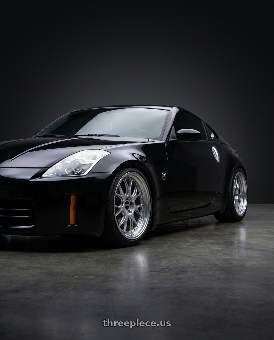 2006 Nissan 350Z superblack with BBS LM-R 5x114.3 19x9.5+25 Diamond Silver wheels