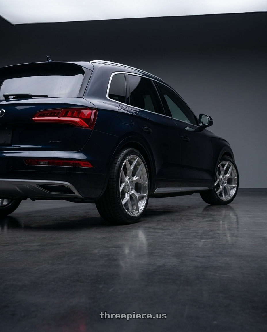 2018 audi Q5 45 s line  with 4PLAY 4P06 6x135/6x139.7 20x9+0 Brushed wheels rear three quarter view square tires