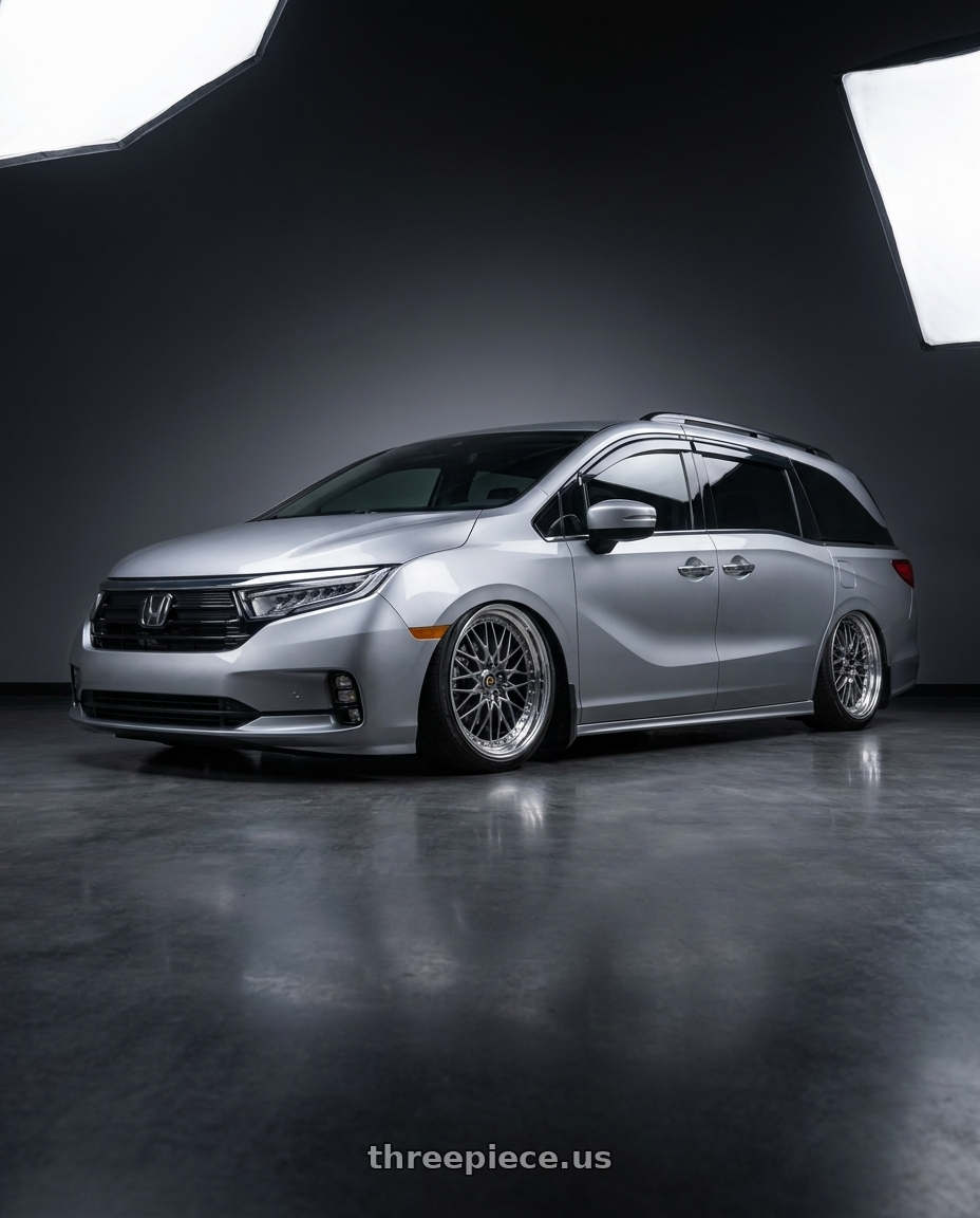 2024 Honda Odyssey with Work Vs-Xv 5x120 20x8.5+40 O Disk Brilliant Silver Black wheels