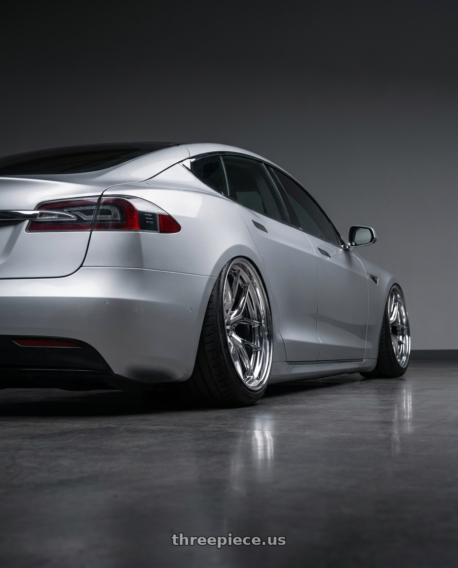 2018 tesla model s with ESR Wheels RF2 5x120 19x9.5 +35 Chrome wheels rear three quarter view extreme stretch tires