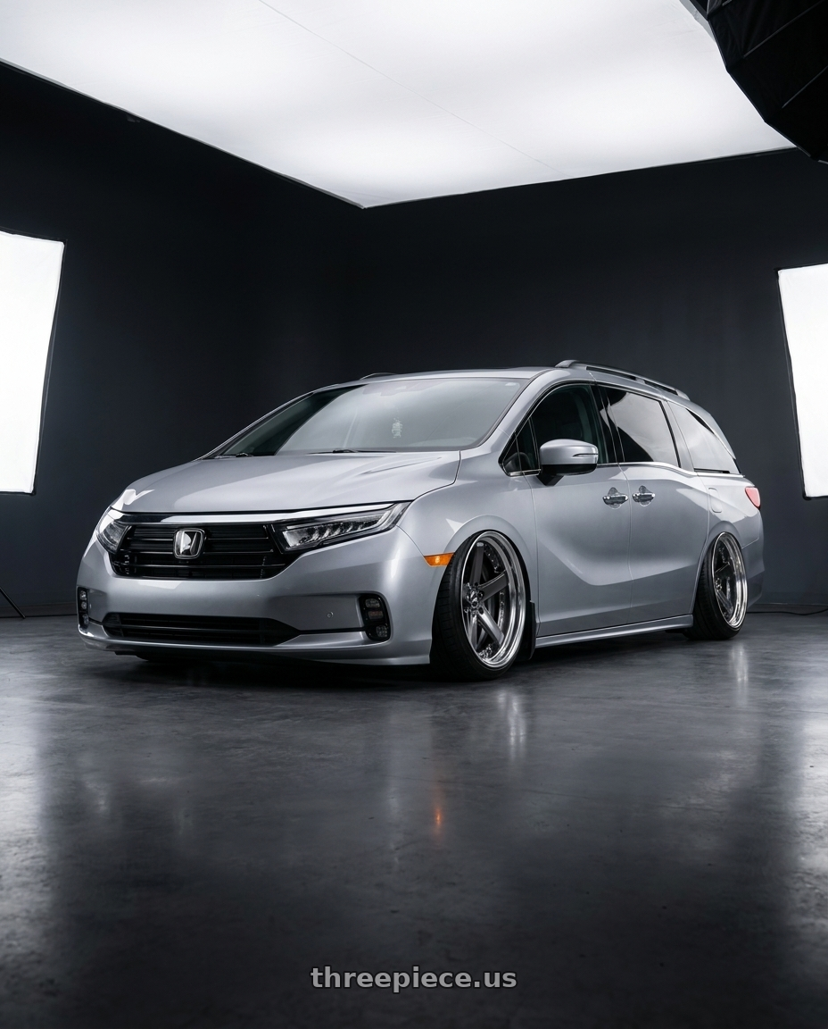 2024 honda odyssey  with Work Zeast Black Label Bst2 5x120 20x8.5+45 T Disk Brilliant Silver Black wheels