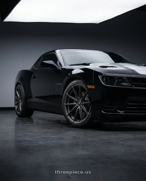 2015 Chevrolet Camaro SS with Fittipaldi 362G 5X120 20x10 +37 Gloss Graphit wheels