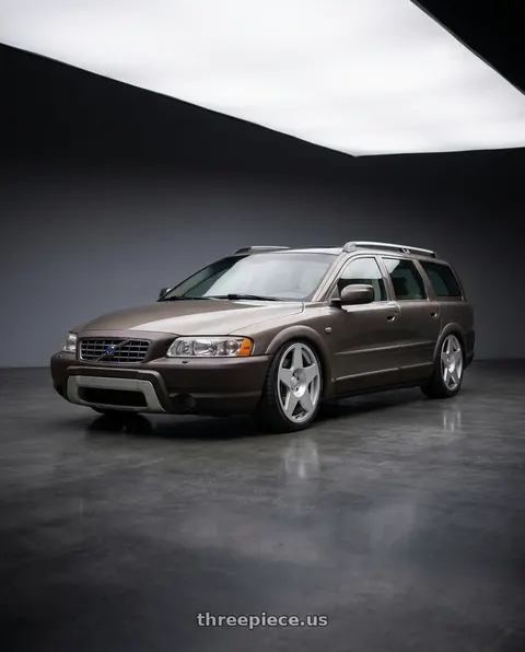 2006 Volvo XC70 with fifteen52 Tarmac 5x108 18X8.5 +42 SPEED SILVER (GLOSS SILVER) wheels