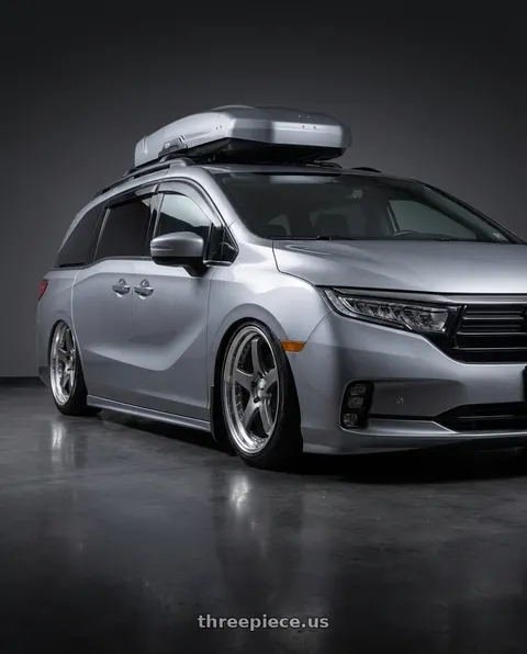 2024 Honda Odyssey Elite with SSR Professor SP4 5x120 20X8.5 43 SL Disk Titan Silver wheels