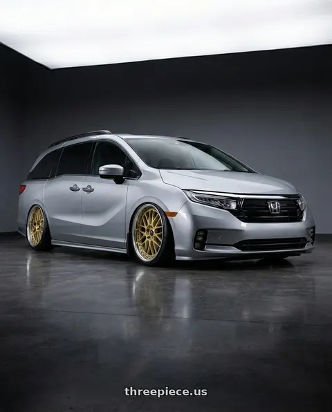 2024 Honda Odyssey with Work Vs-Xx 5x120 20x7.5+30 R Disk Gold wheels