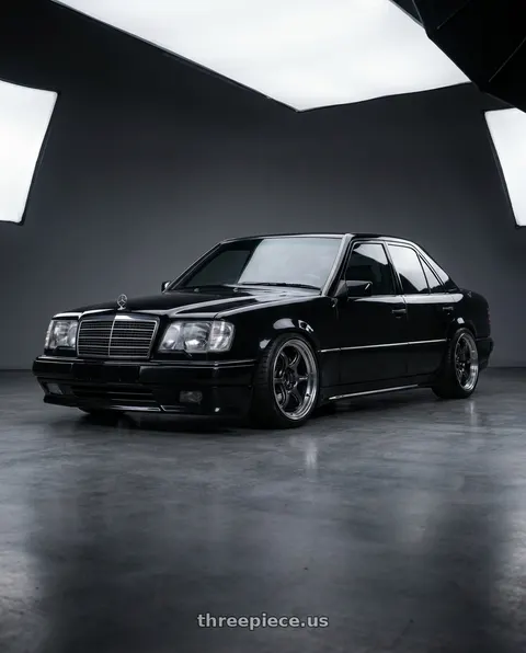 1995 Mercedes Benz W124 E60 with Advan Racing RG-D2 5x112 18x8.0 +48 MACHINING & BLACK GUNMETALLIC wheels