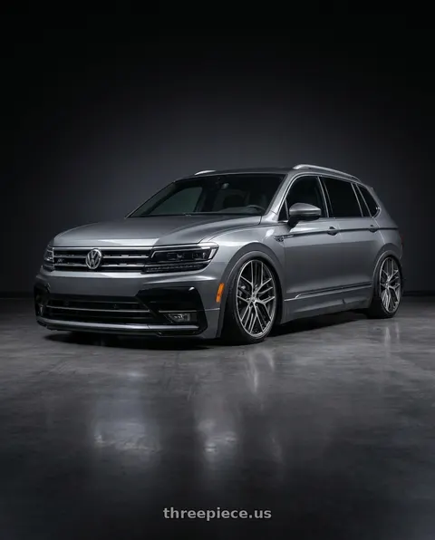 2020 Volkswagen Tiguan with BBS CC-R 5x114.3 19x8.5+43 Graphite w/ Diamond Cut Face wheels