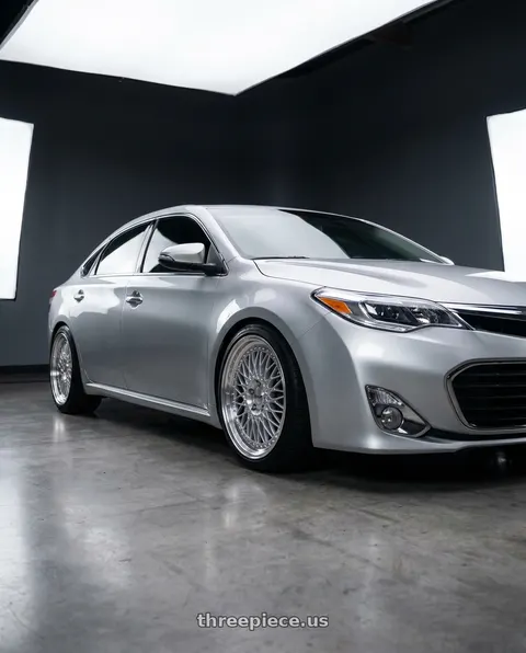 2013 Toyota Avalon with F1R R32 5x114.3 18x8.5 +33 Machine Silver/Polish Lip wheels