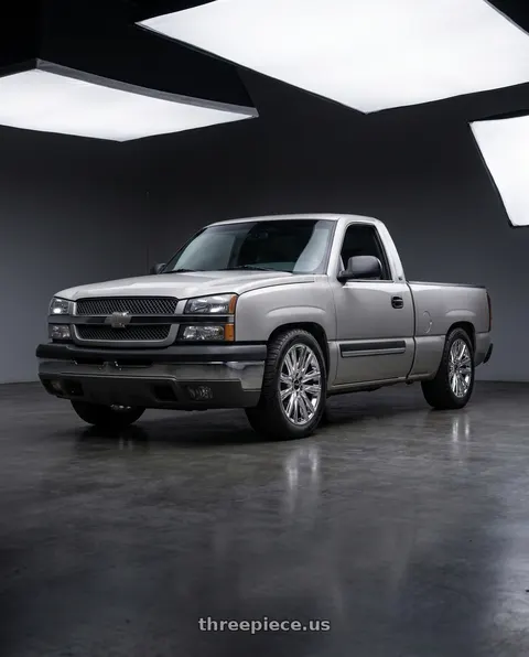 2003 Chevrolet Silverado 1500 LS with RTX GM01 6x139.7 20x9 +25 Chrome / Pvd wheels