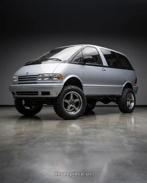 1997 Toyota Previa with F1R FC5 5x114 18x9.5 +38 Hyper Black/Polish Lip wheels
