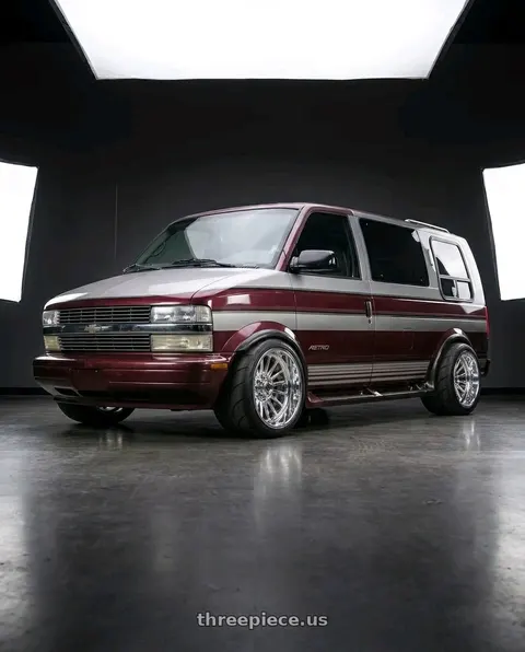 1996 Chevrolet Astro with Fuel Mono DC75 FFC75 8X180 26X14 -76 HIGH LUSTER POLISHED wheels