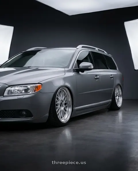 2008 Volvo V70 with Work Gran Seeker Ccx 5x108 19x10+26 O Disk Machined Silver Polish wheels