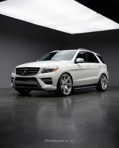 2013 Mercedes-Benz ML550 4Matic with VOSSEN NOVITEC SP2 5X112 22x10.5 +15 BRUSHED GLOSS CLEAR (RR Ghost 2nd Gen - Rear) wheels