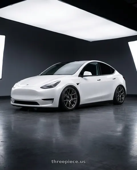 2024 Tesla Model Y with Konig Ampliform 5x114.3 20x8.5+43 Dark Metallic Graphite wheels