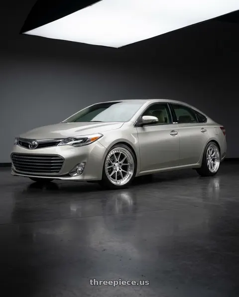 2013 Toyota Avalon with Aodhan DS08 5x114.3 18x8.5+35 Silver w/Machined Face wheels