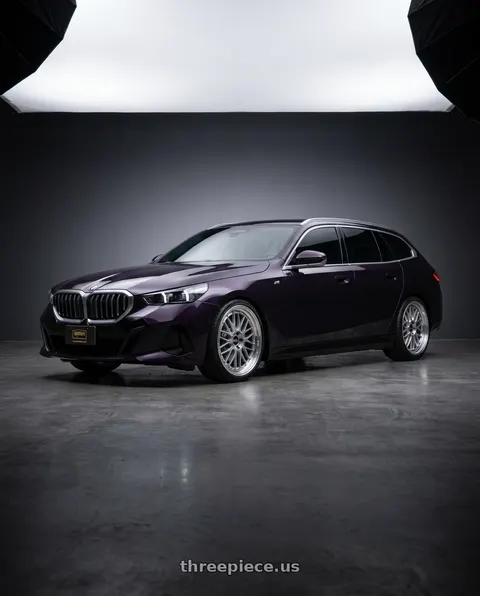 2027 bmw 520i touring m with BBS LM 5x120 21x9.0+32 Diamond Silver wheels